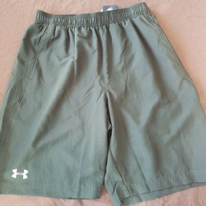 Men's Under Armour shorts medium